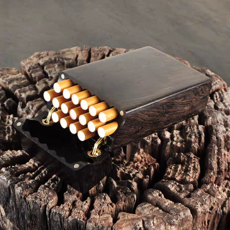 Portasigarette in Ebano con Ch - Smoker Box Wood Chip recensione e prezzo